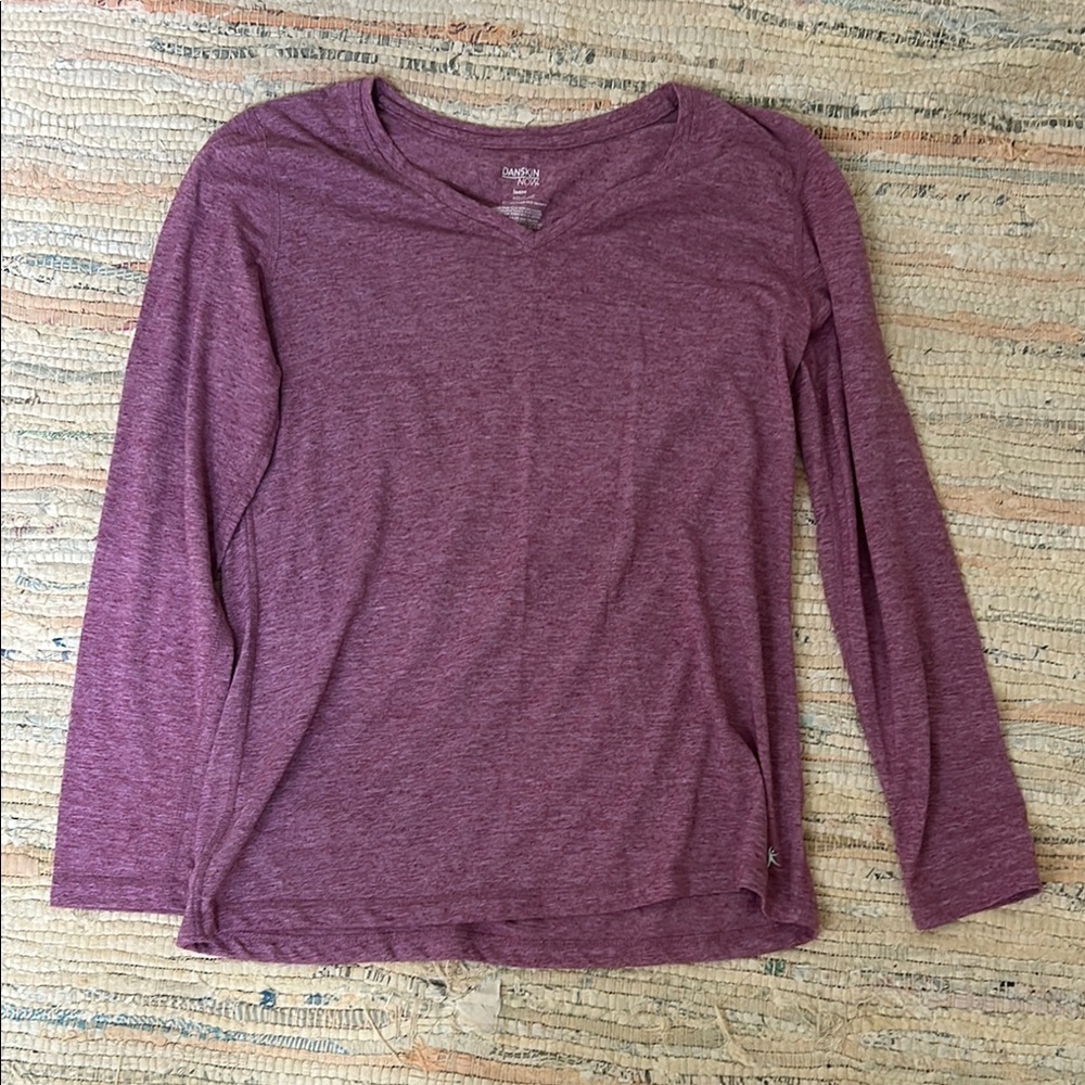Danskin Now Dri More long sleeve shirt M 8-10 pomegranate heather